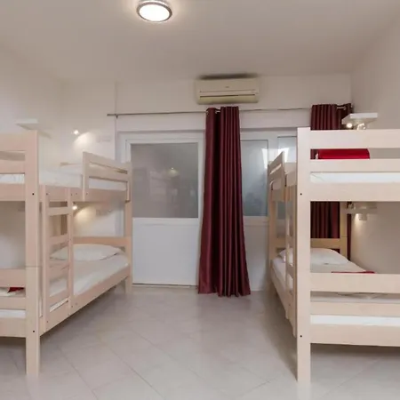 Сasa de vacaciones Free Bird - Bed In Four Bed Mixed 3