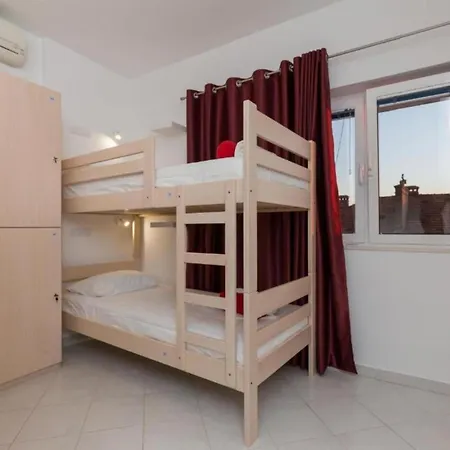 펜션 Free Bird - Bed In Four Bed Mixed 3 *