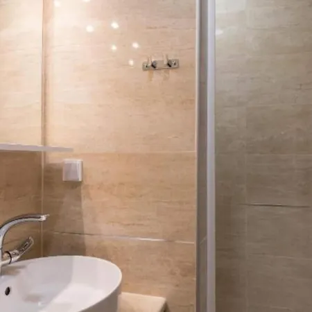 Free Bird - Bed In Four Bed Mixed 3 Сasa de vacaciones Dubrovnik